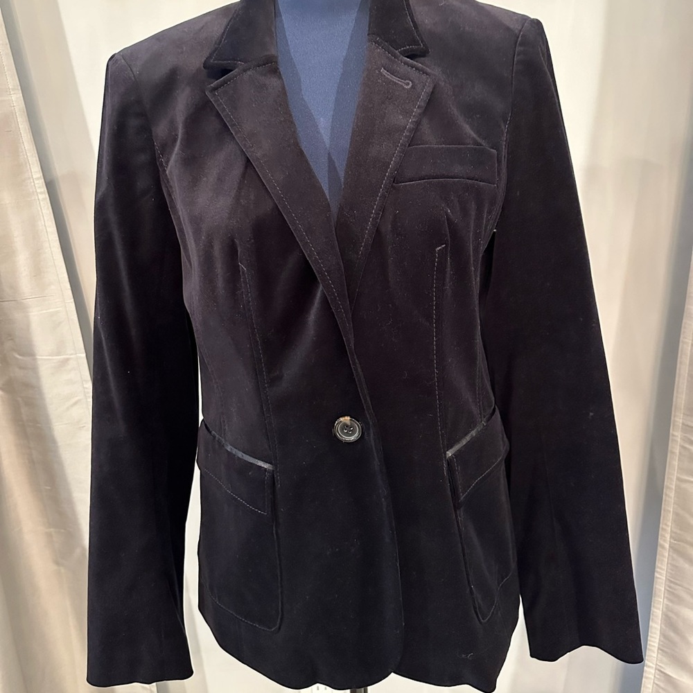 Like New Martin + Osa Black Velvet Blazer Size 8.  Worn once.